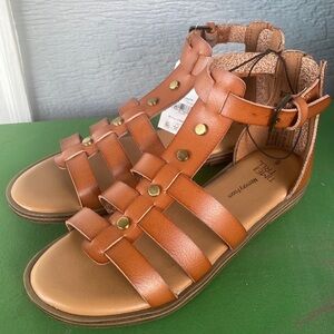 Time and Tru Gladiator Sandals women’s 6 brown zip up heel